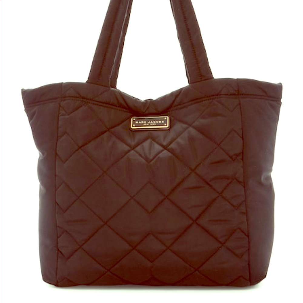 ❤️❤️❤️❤️Marc Jacobs New York Black Large Tote!!